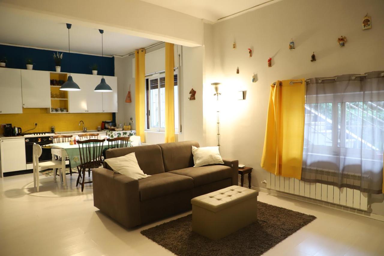 나폴리 Casa Cesca 아파트 외부 사진